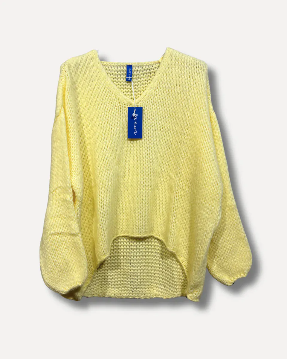 FALLING SWEATER