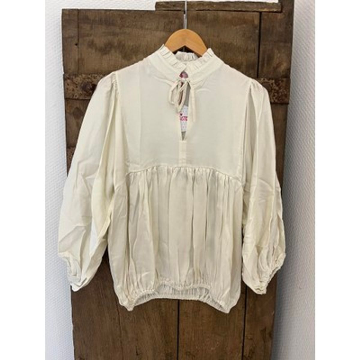 MICHELLA BLOUSE