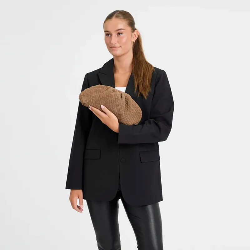 BERLIN CLUTCH