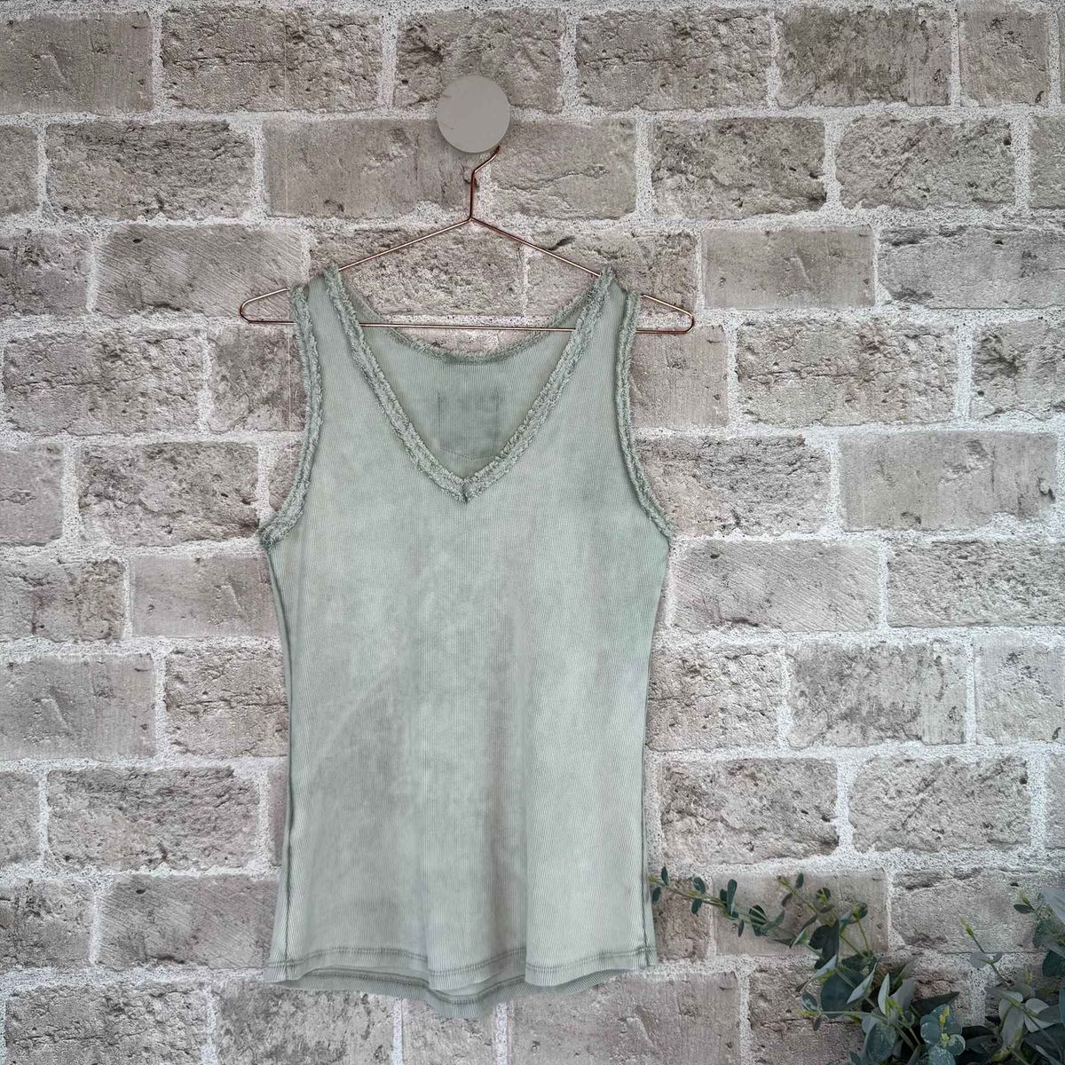 OSTARA SINGLET